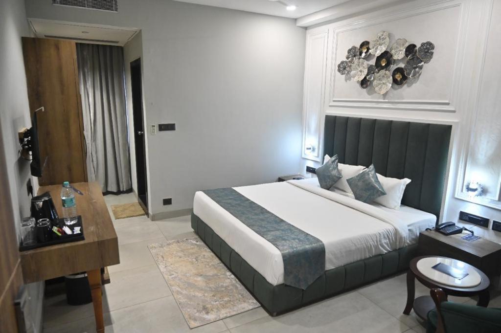 Binaka Heritage Jagdalpur Ngoại thất bức ảnh
